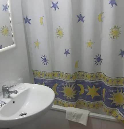 Avenida Guest house *